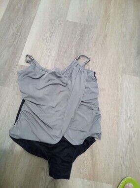 Magic Suit "Lisa" Slimming Gray & Black Ruched One-Piece Swimsuit w/Underwire